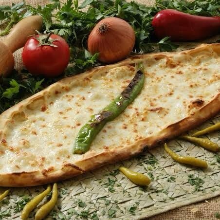Kaşarlı Pide