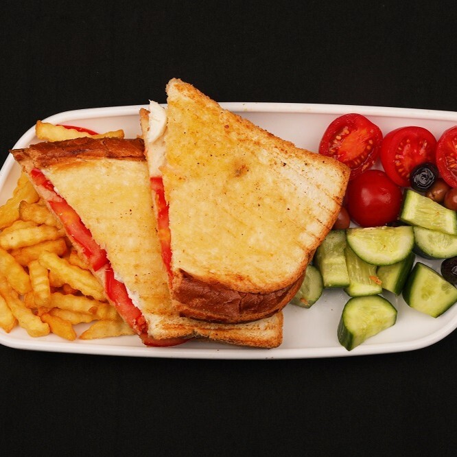 Domates ve Beyaz Peynirli Tost Menü