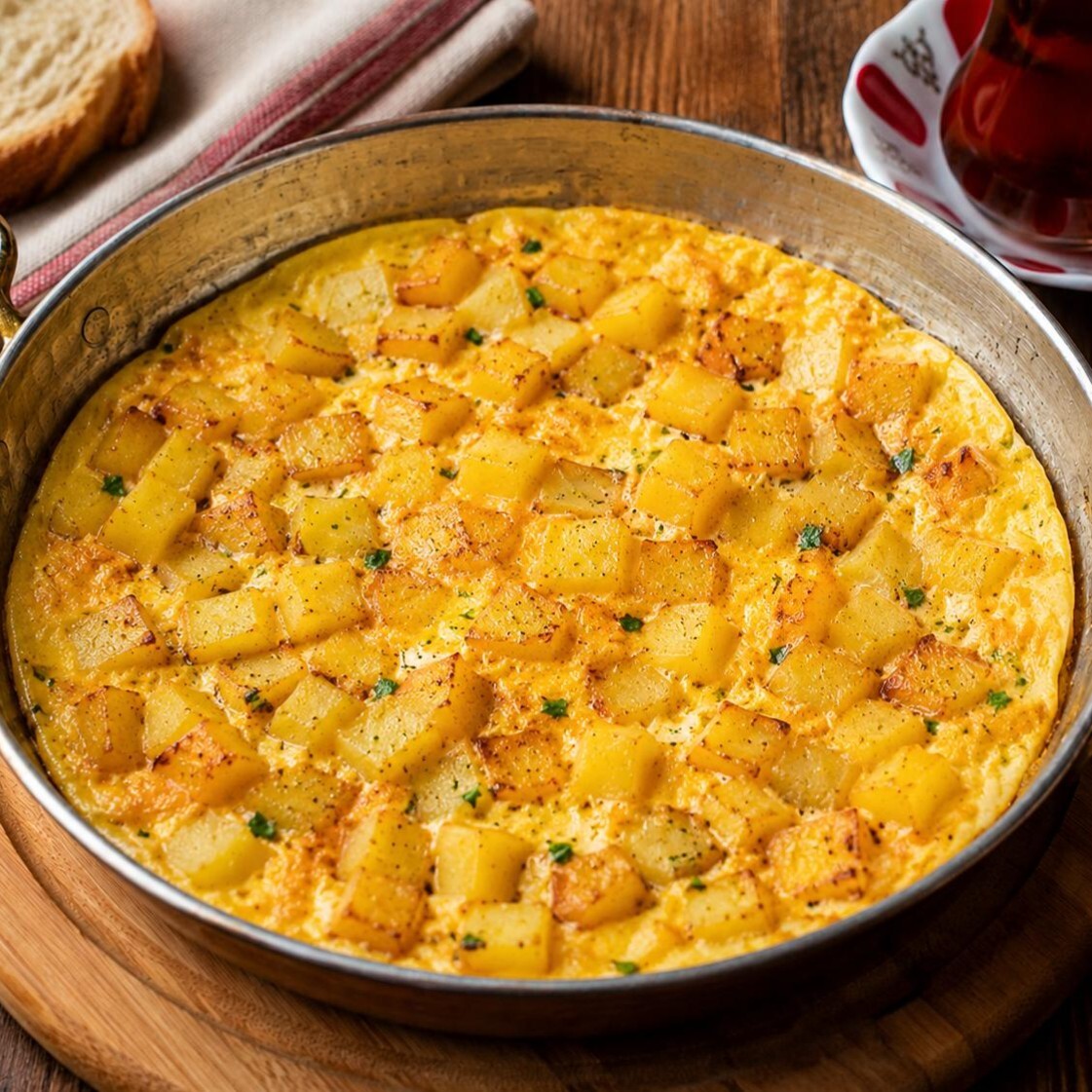Sahanda Patates Yumurta