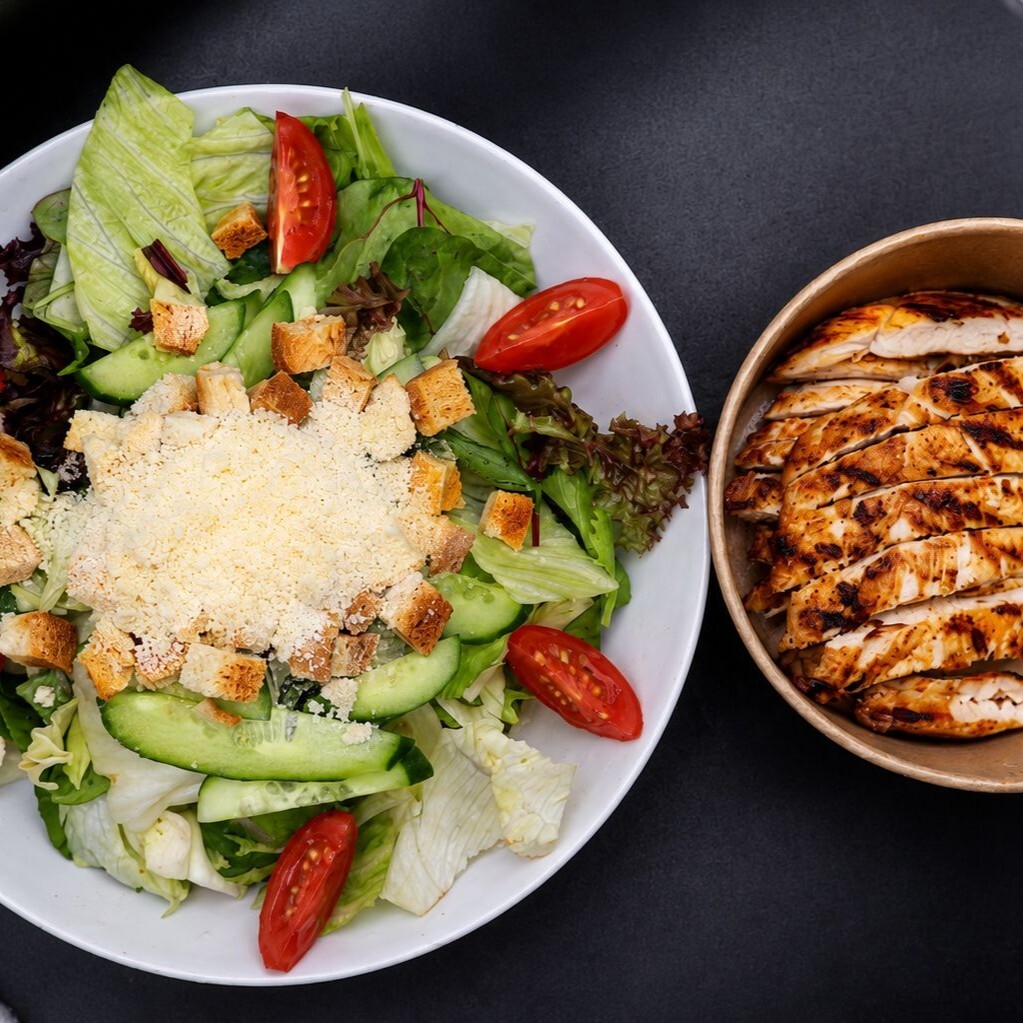Tavuklu Sezar Salata
