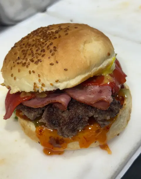 No.13 Sweet Pepper Burger