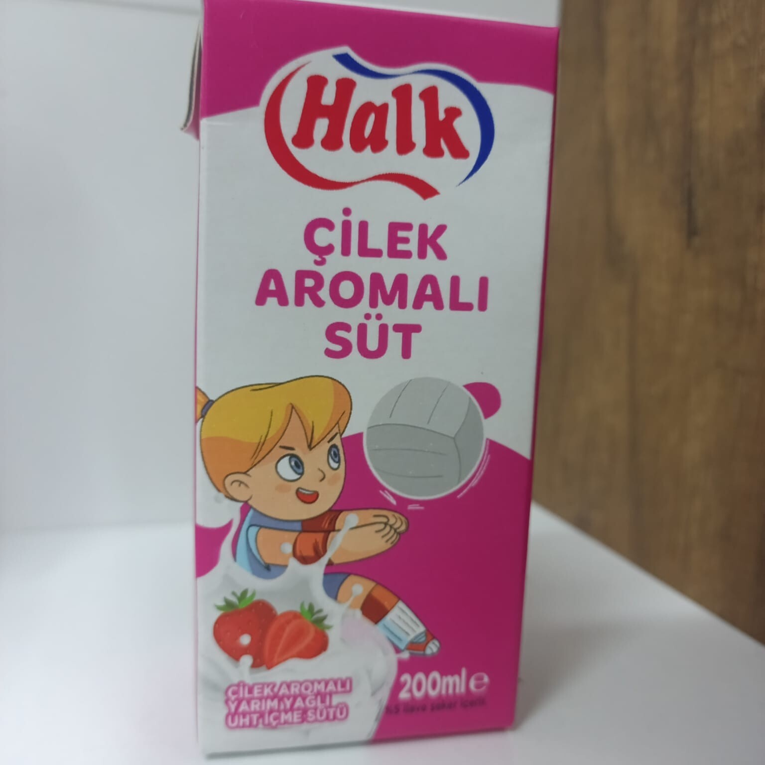 Çilekli Süt