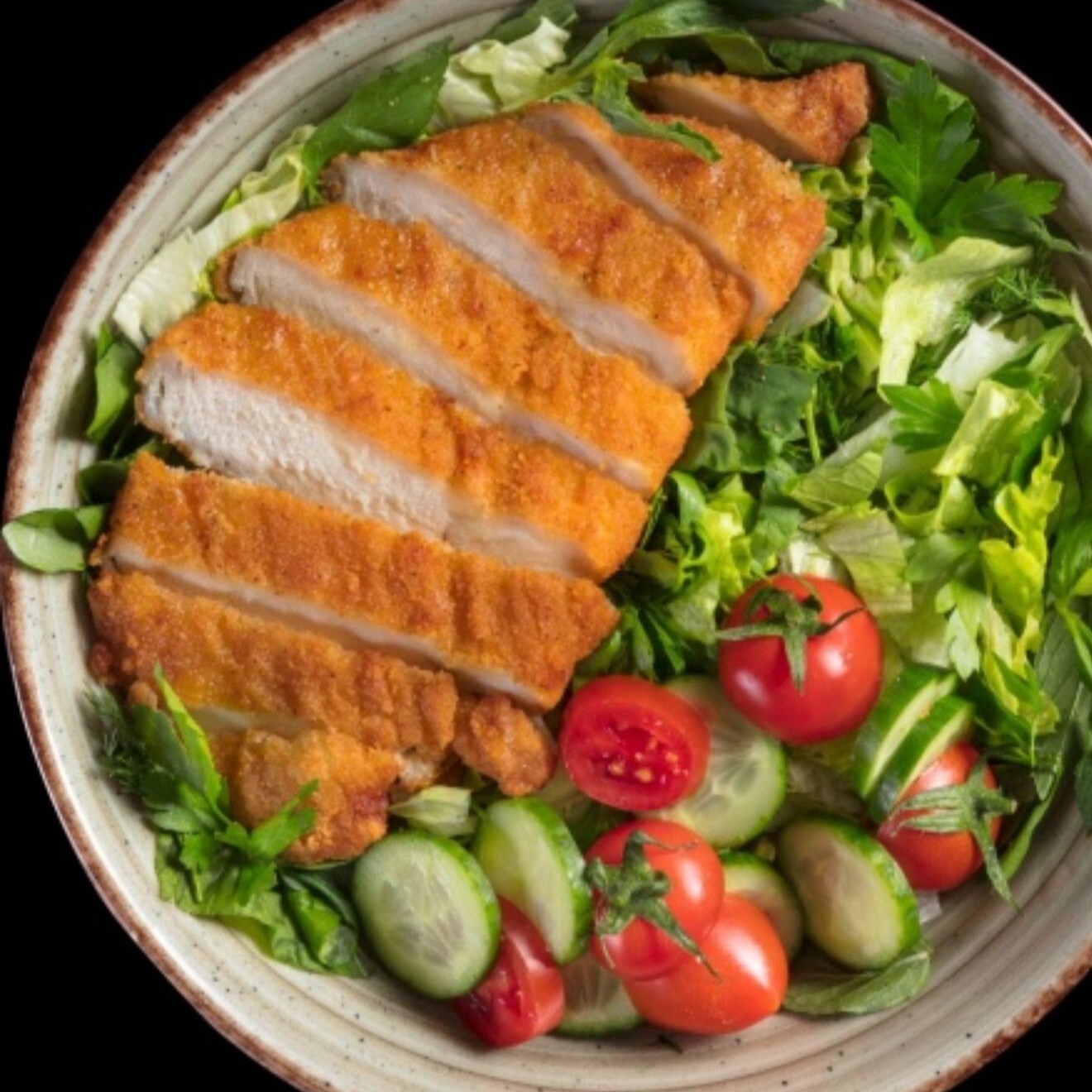 Şinitzel Salata