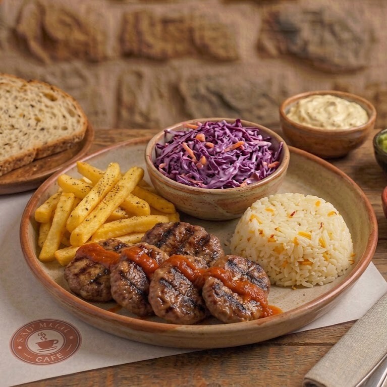 Coleslaw Köfte Tabağı