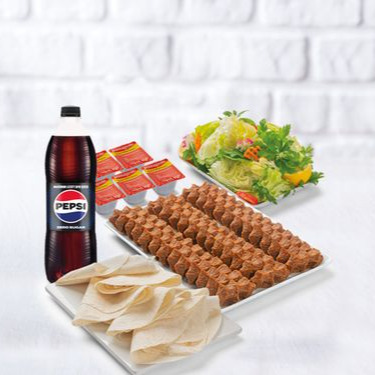 Aile Boyu 1,5 Kg Çiğ Köfte Menü