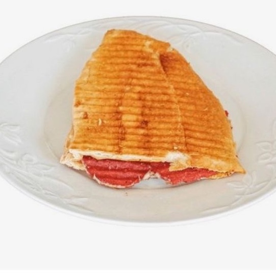 Yarım Ekmek Arası Sucuklu Tost
