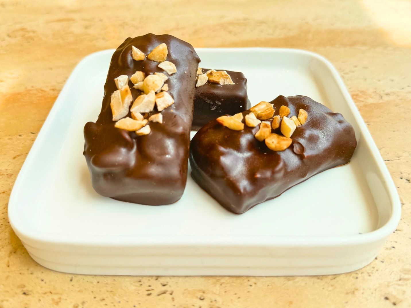 Small Peanut Bites