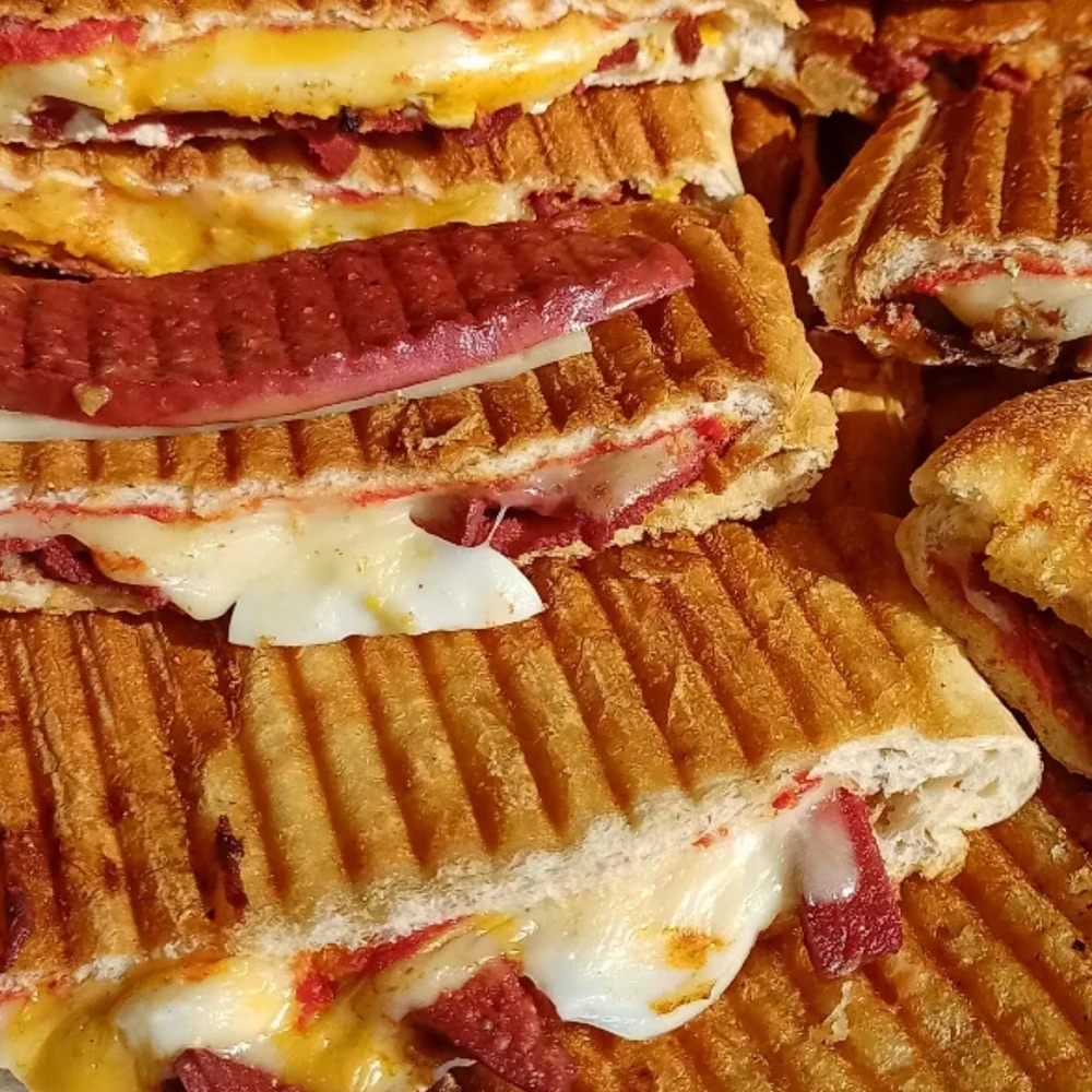 Tam Ekmek Karışık Tost