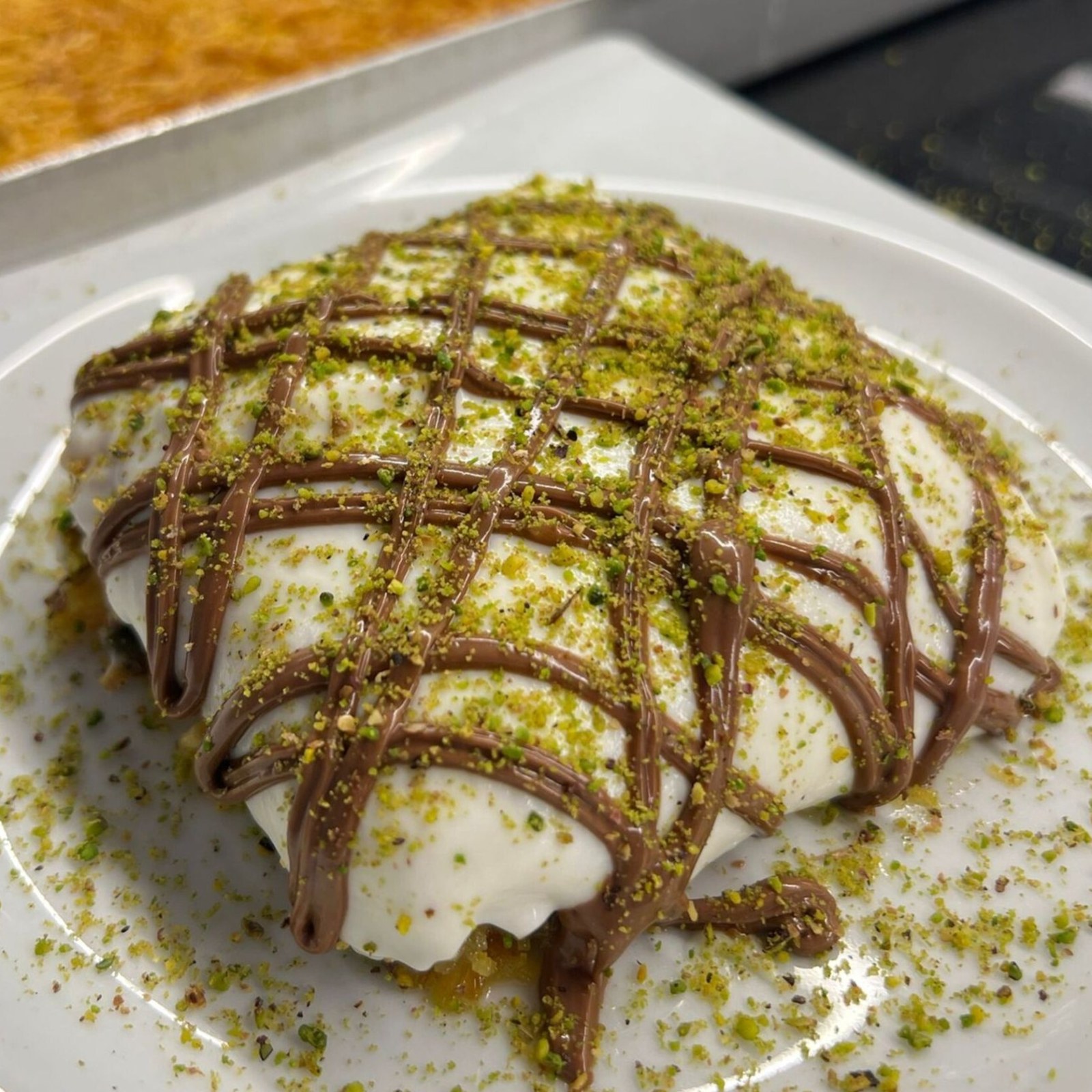 Çikolatalı Fıstıklı Kaymaklı Kadayıf (500 gr)