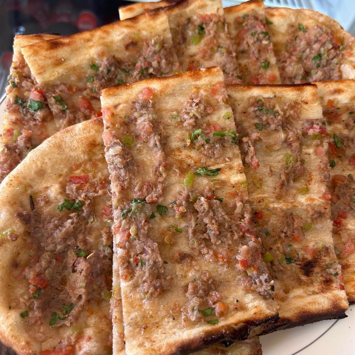 Uğur Etli Pide Menü