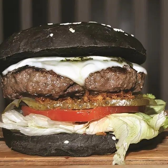 Giulıetta Burger