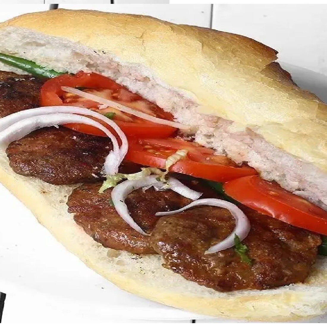 Ekmek Arası Köfte