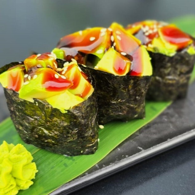 Gunkan avokado