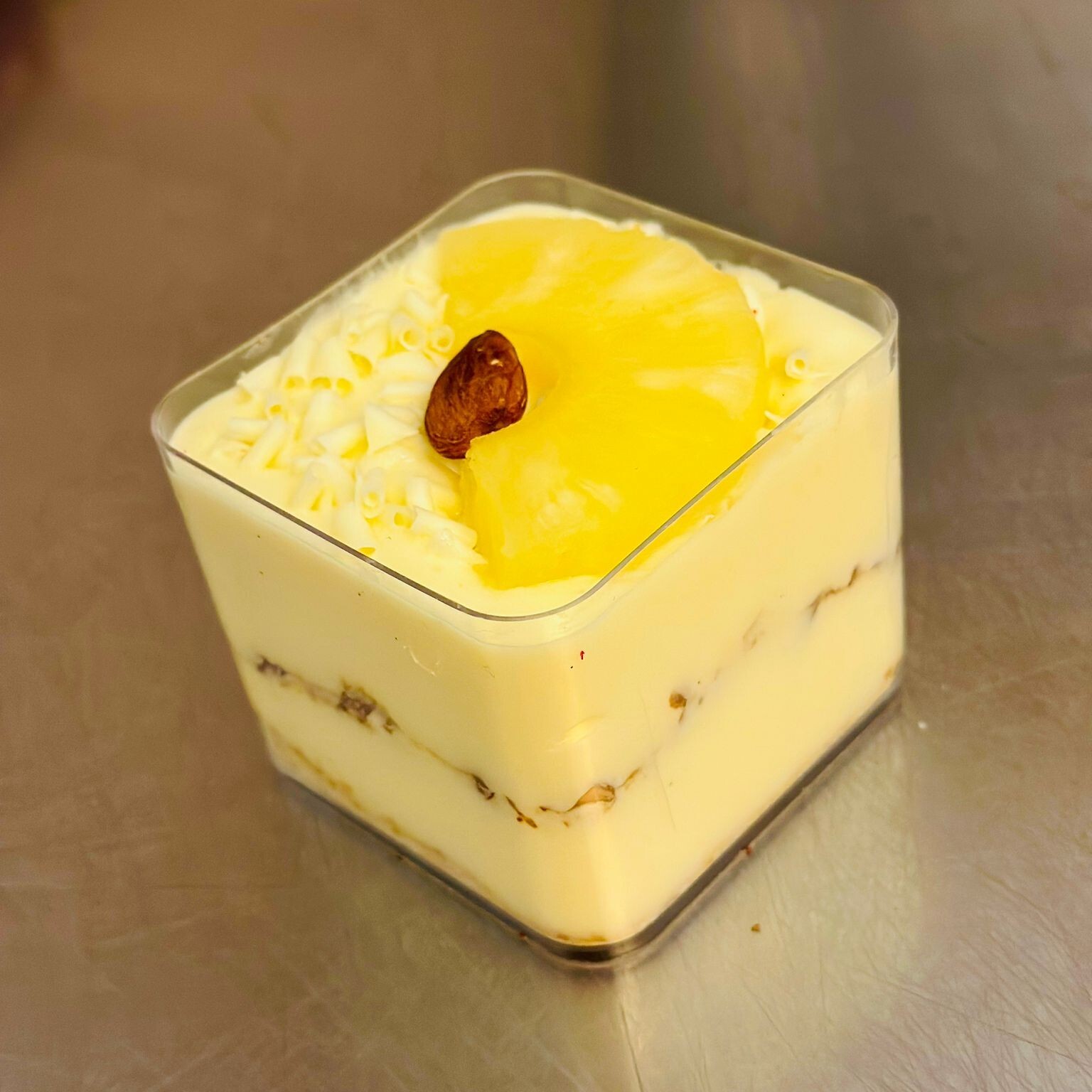 Ananas Bademli
