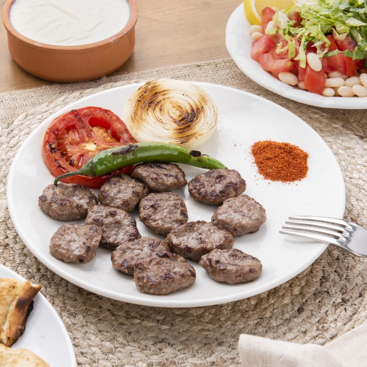Meşhur Çine Köfte 1 Porsiyon (8 Adet)