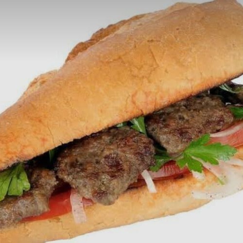 Ekmek Arası Anne Köftesi + Cola 330 ml