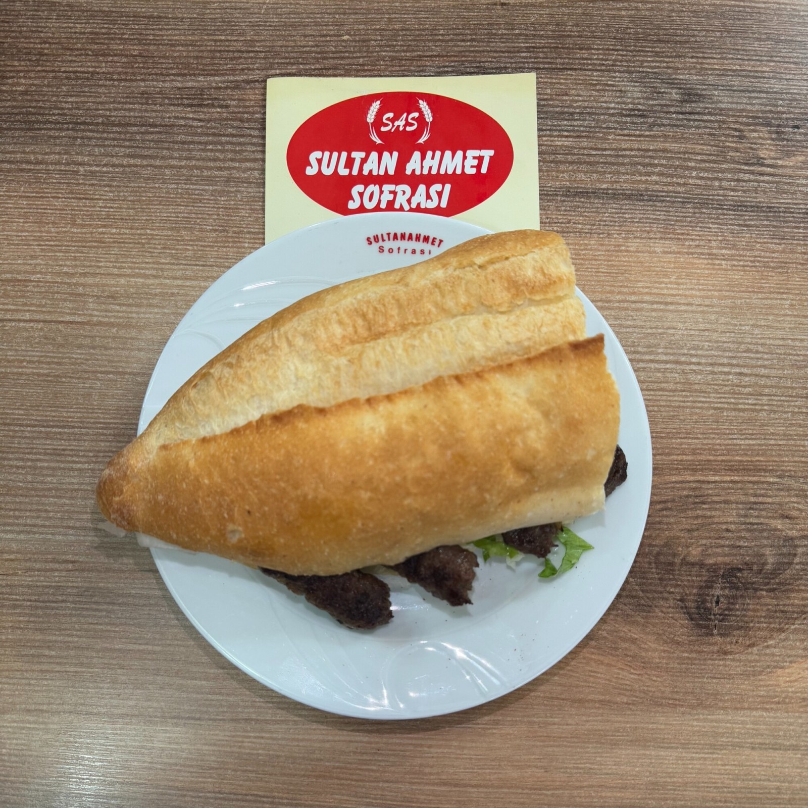 Tam Ekmek Arası Köfte