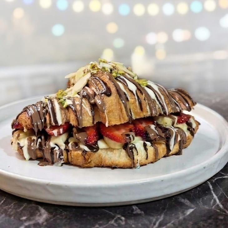 Crust & Creme Special Kruvasan