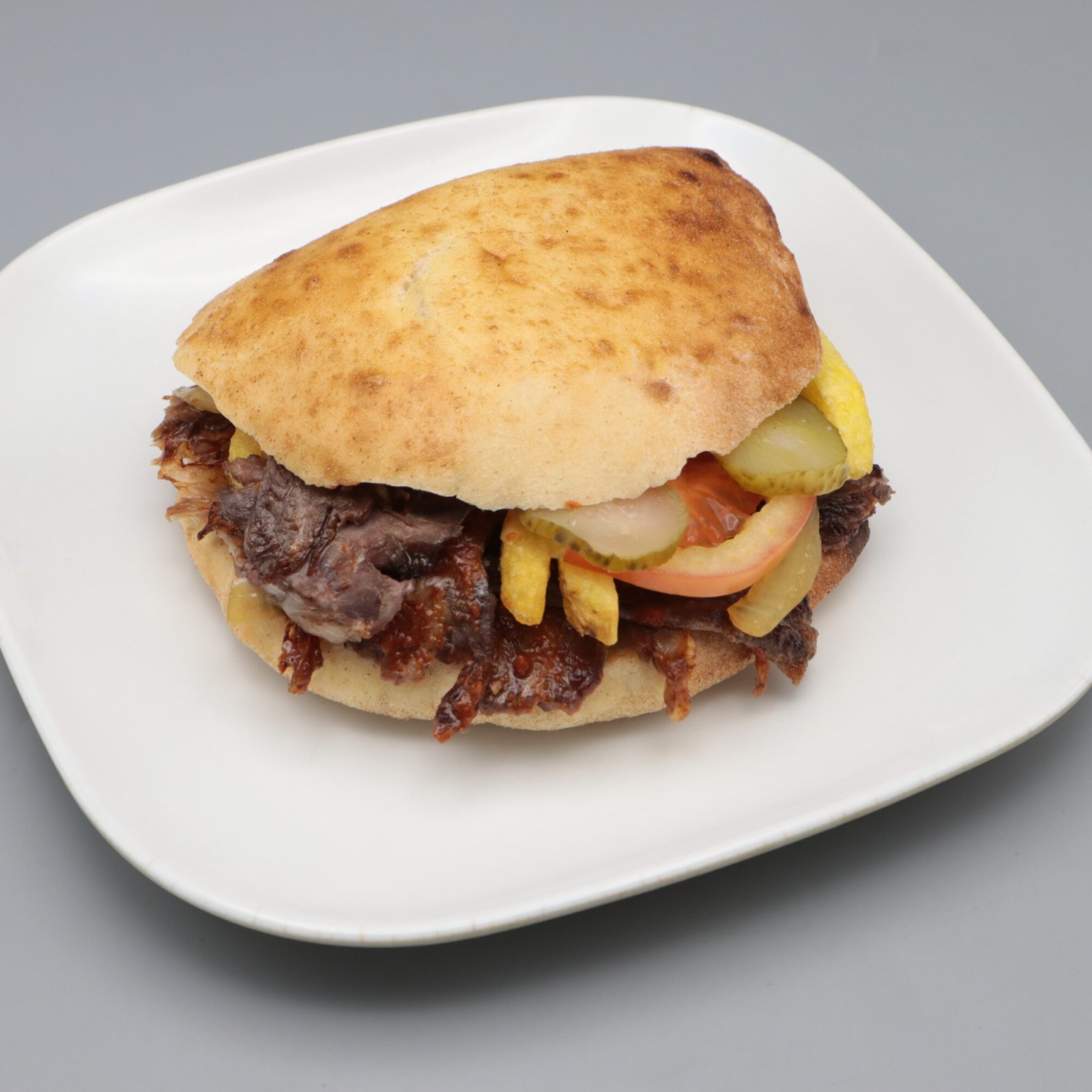 Tombik Ekmek Arası Et Döner