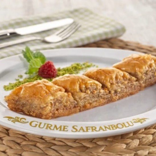Cevizli Ev Baklavası (750 gr)