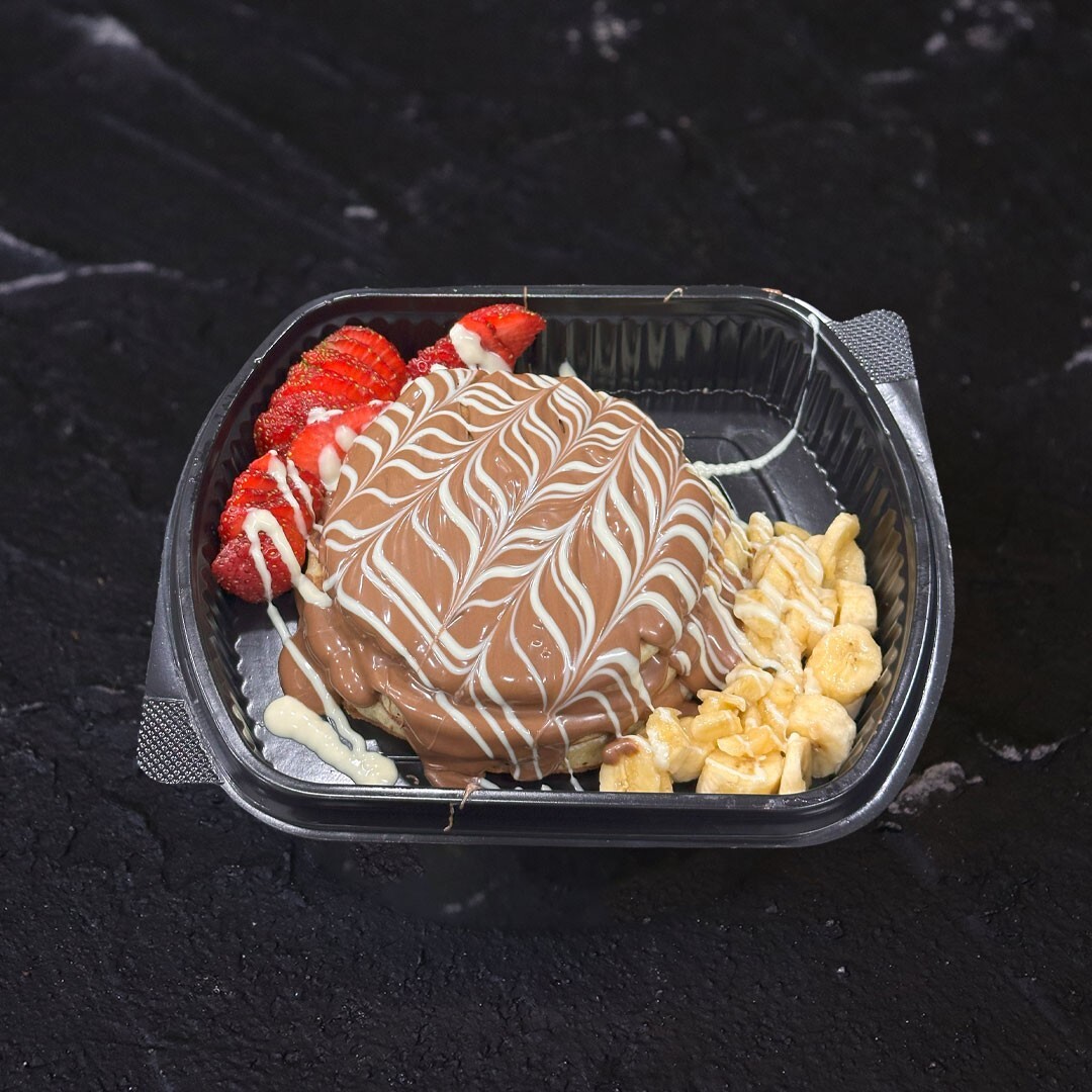 Nutellalı Meyveli Pancakes