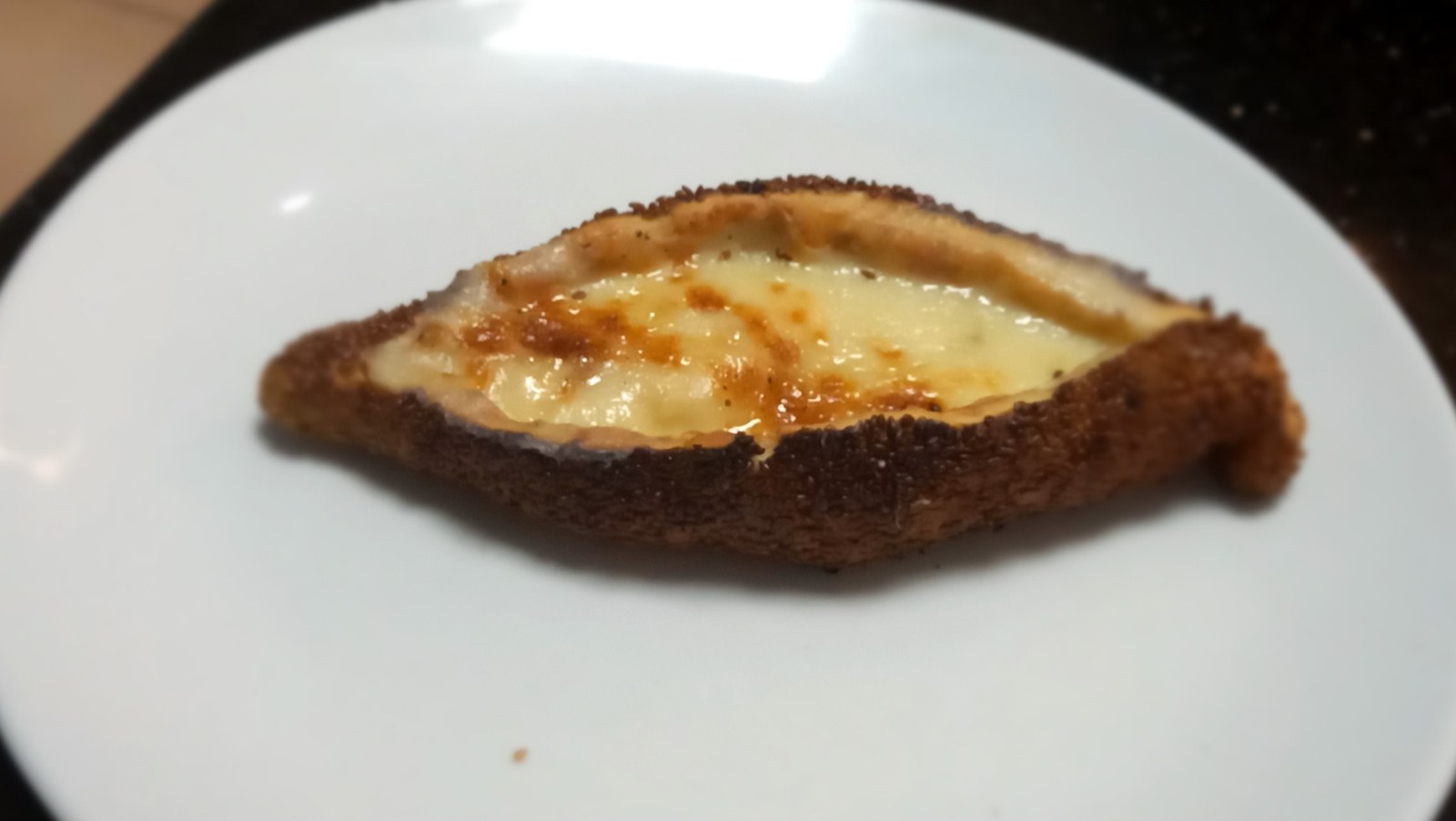 Kaşarlı Simit