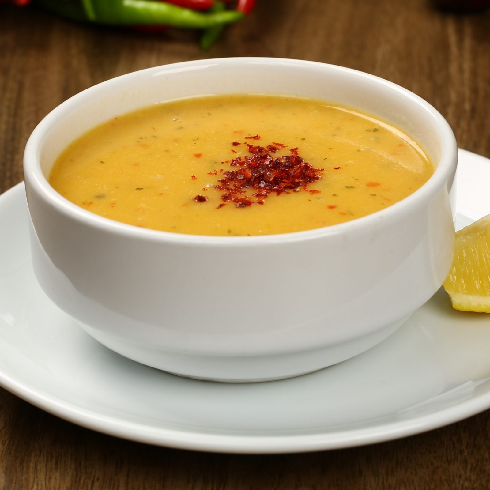 Tereyağlı Merci̇mek Çorbası