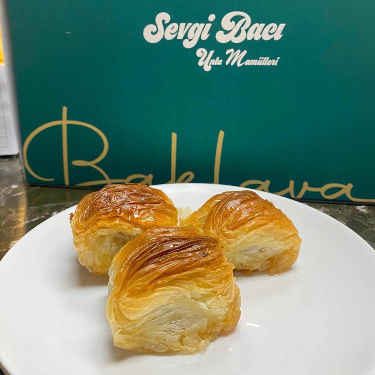 Cevizli Baklava (1 kg)
