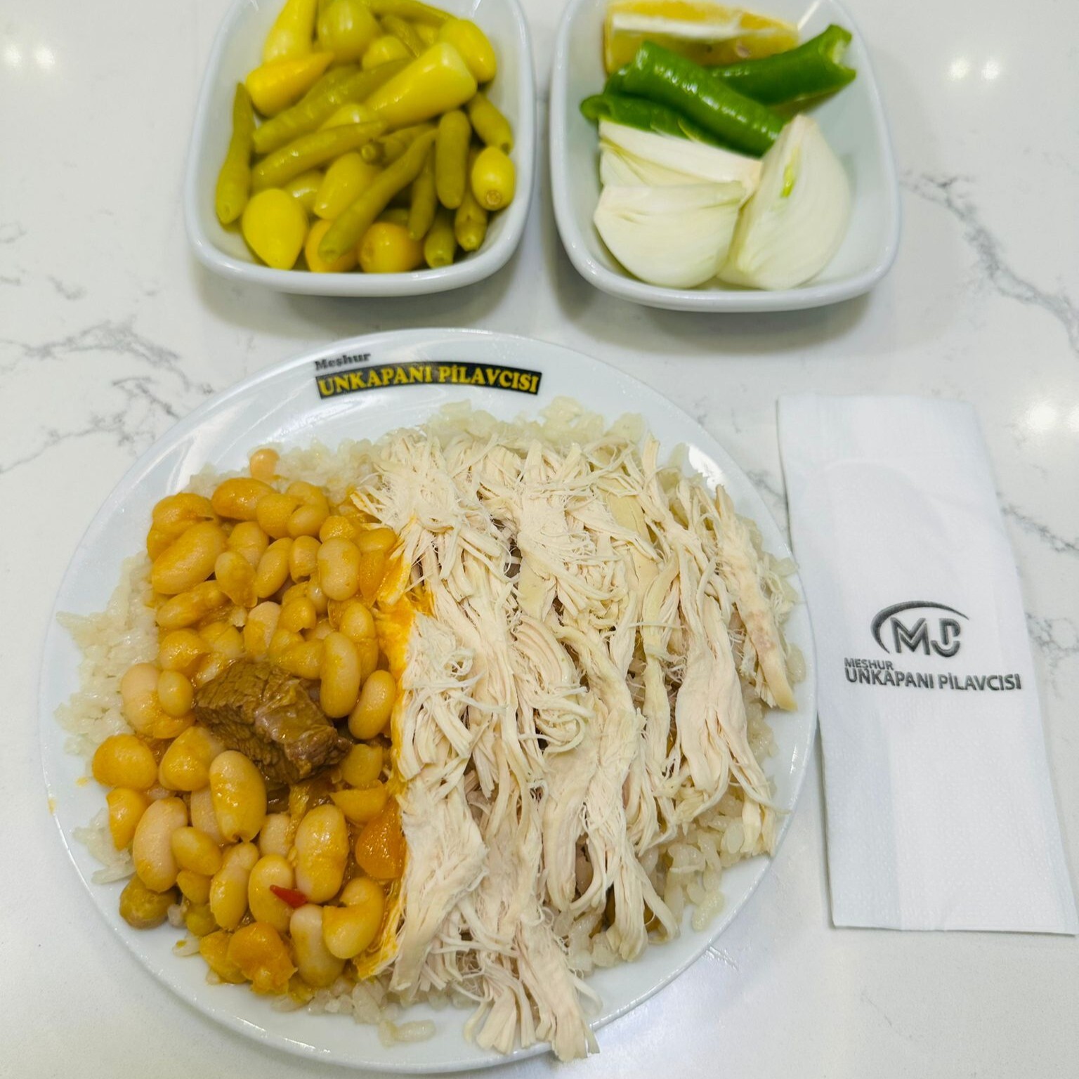 Tavuklu Ve Kuru Fasulyeli Pilav