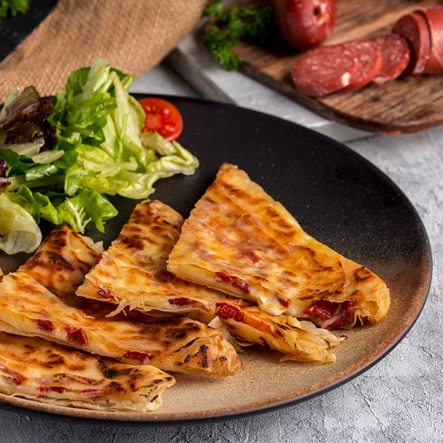 Kaşarlı Sucuklu Gözleme