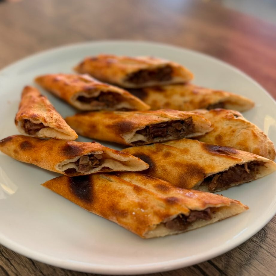Kavurmalı Pide