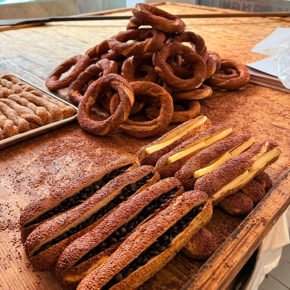 Kaşarlı Simit