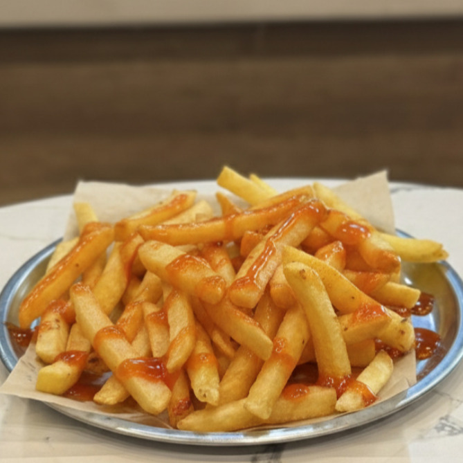 Sweet Chilli Soslu Patates Kızartması