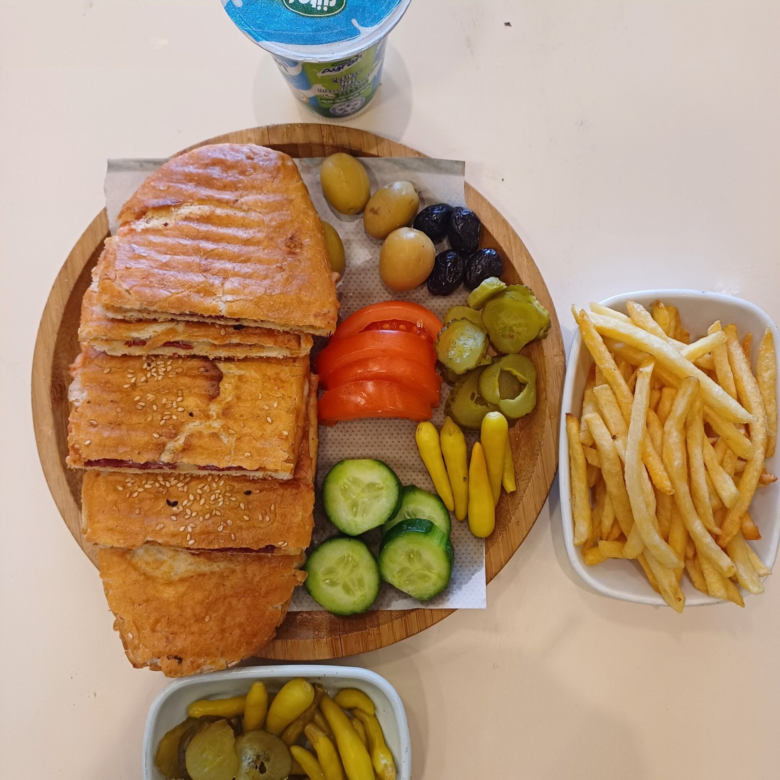 Yumurtalı Sucuklu Tost