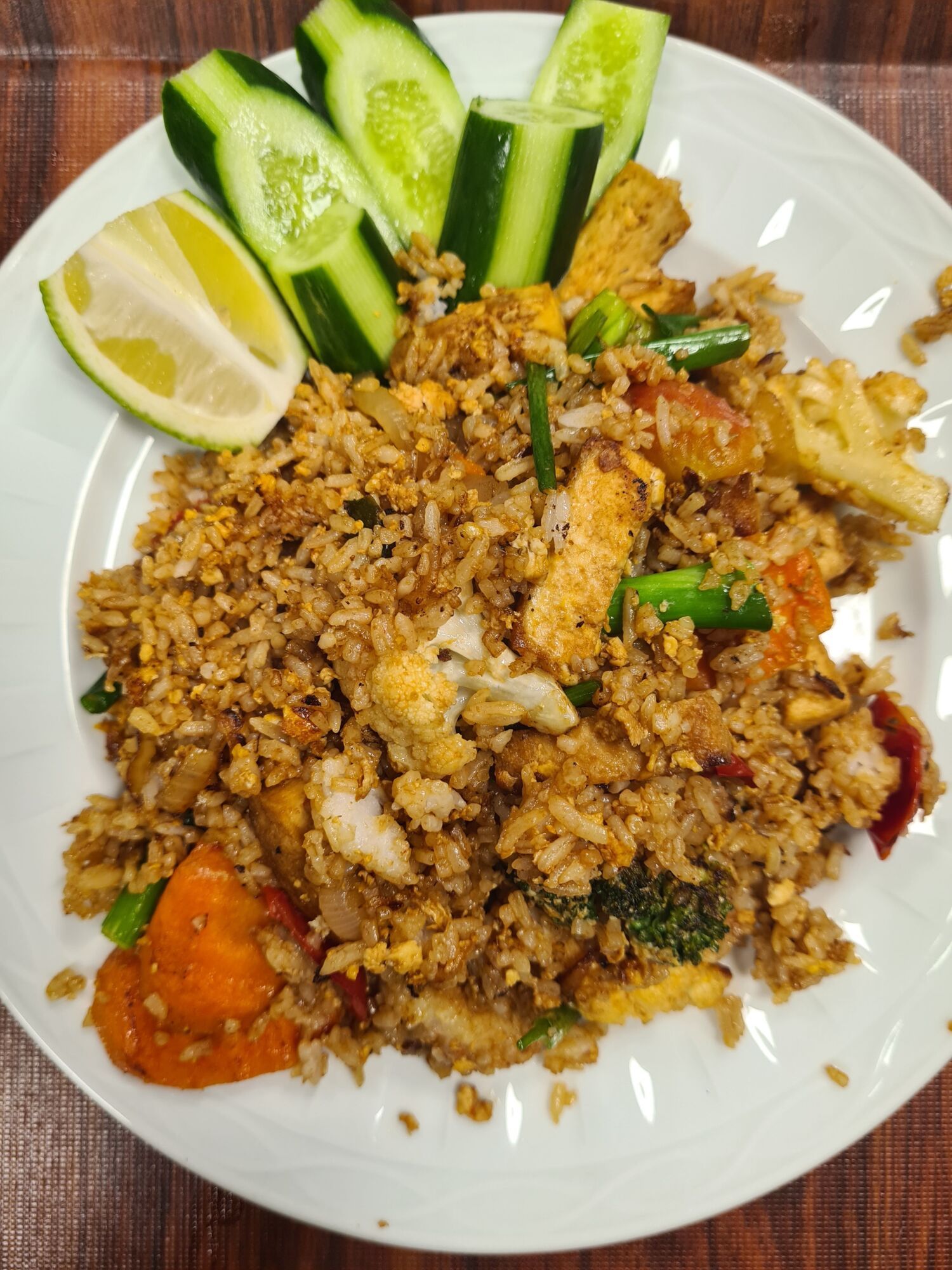 Thai Usulü Kızarmış Pilav (Yumurtalı) - Thai Fried Rice (Only Egg)