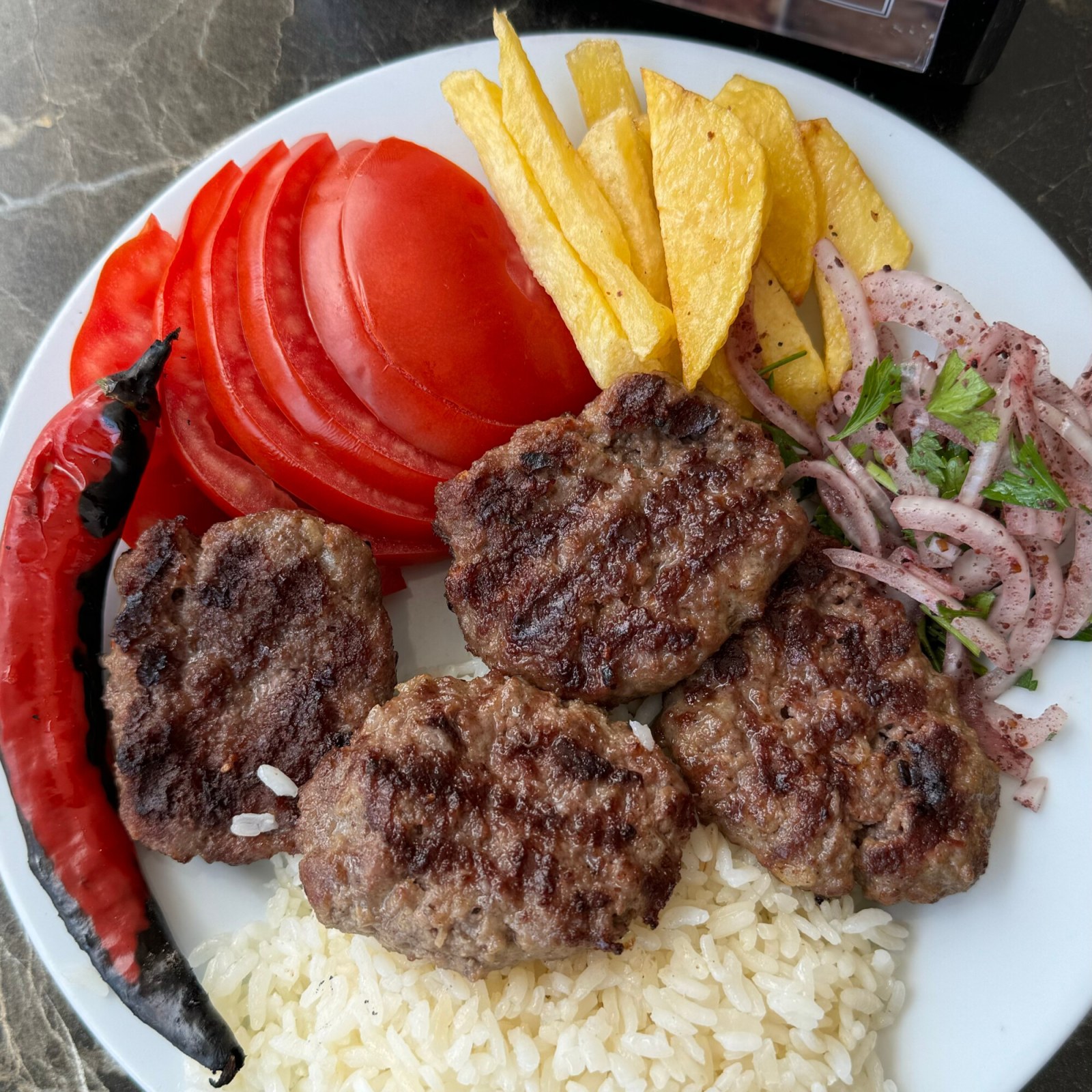 Izgara Köfte Menü