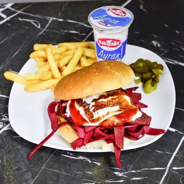 Maxi Karışık Sandviç Menü