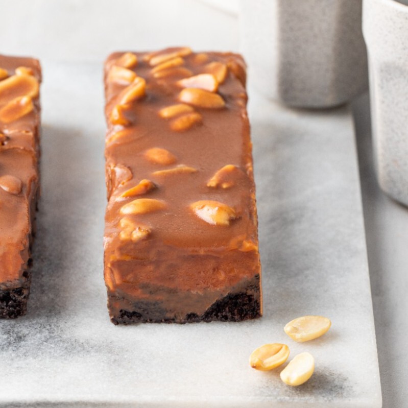 Snickers Cake