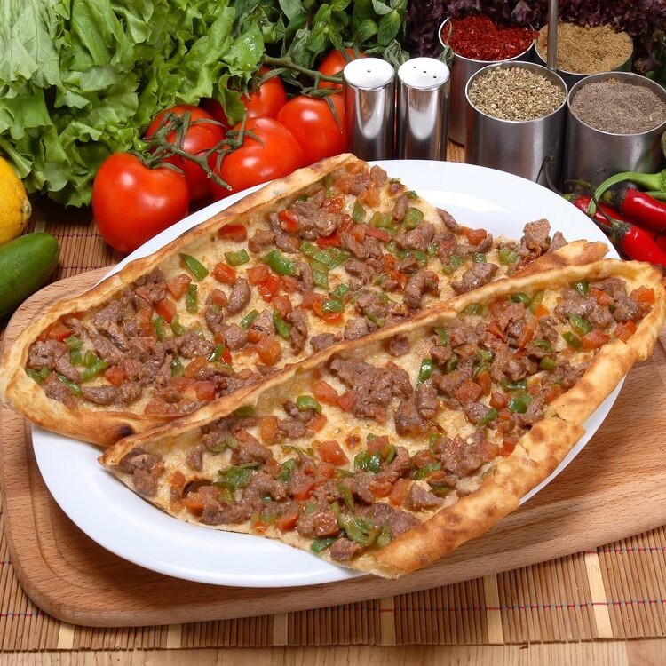 Kuşbaşılı Pide