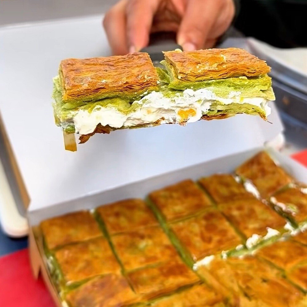 Ispanaklı Labneli Su Böreği (500 gr)