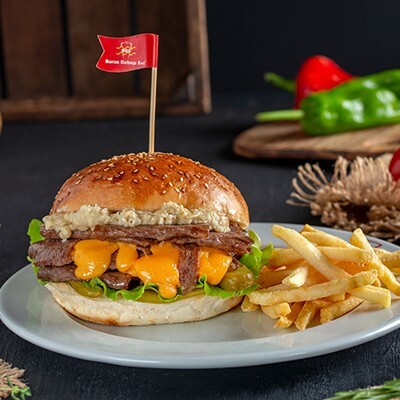 Köz Patlıcanlı Et Döner Burger