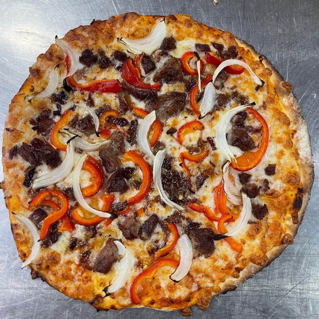 Kavurmalı Pizza (Büyük)