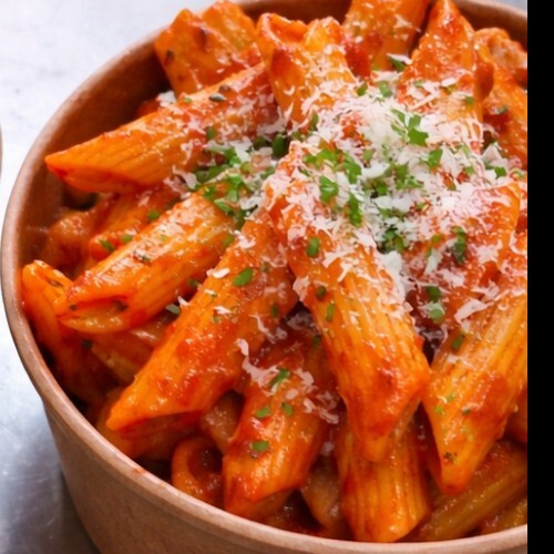 Sweet Chili soslu penne