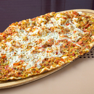 Kaşarlı Lahmacun