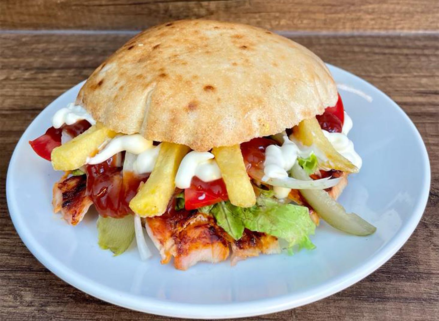 Tombik Ekmek Arası Tavuk Döner
