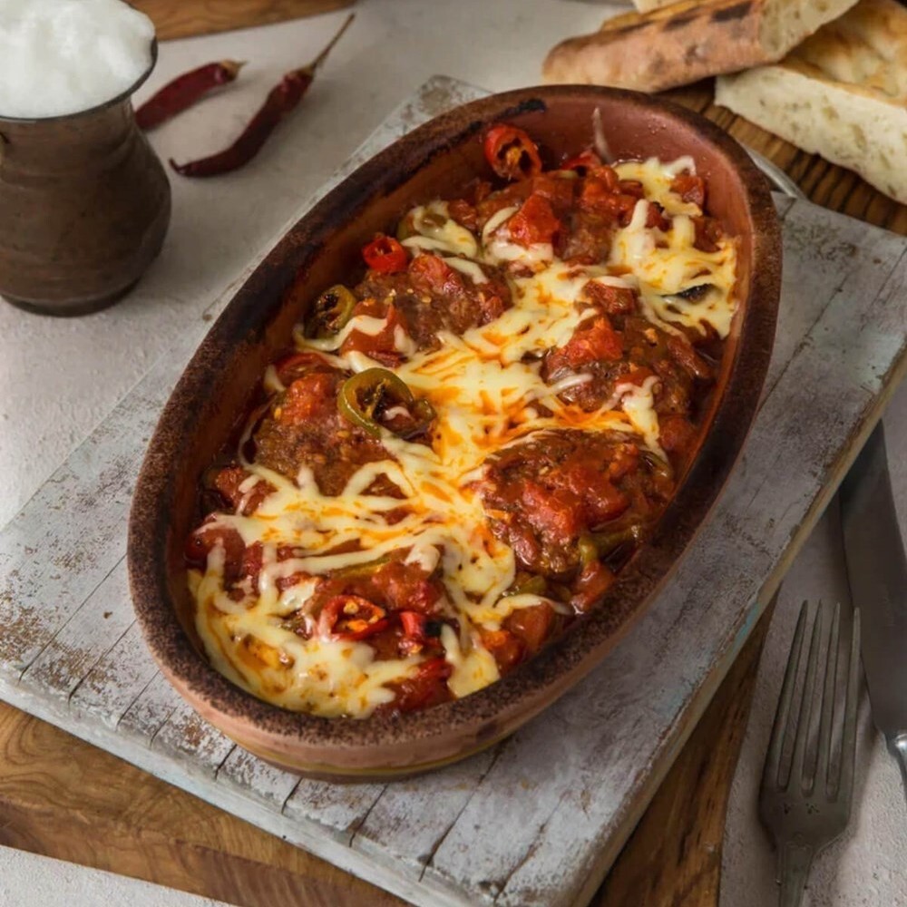 Kiremitte Köfte,Kaşarlı