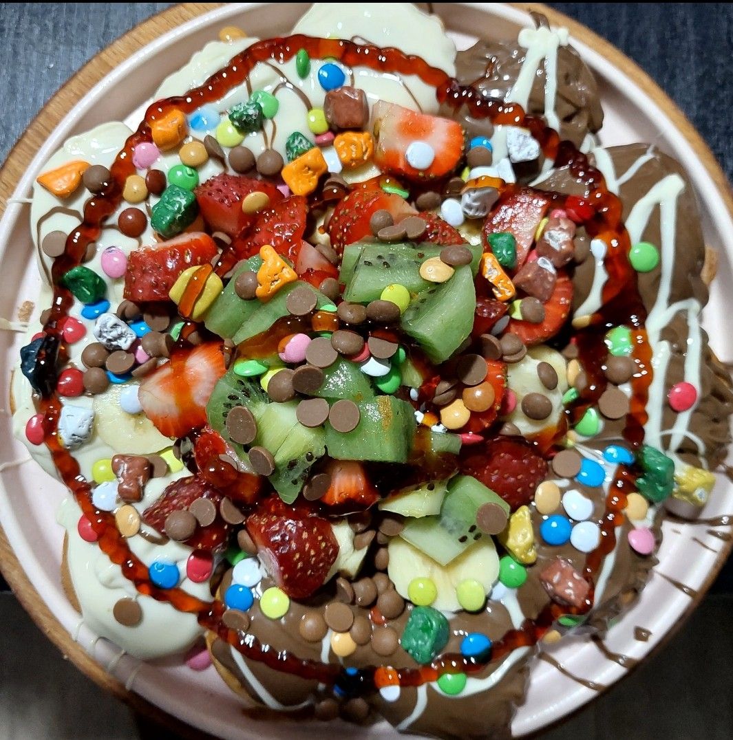 Orijinal (hafif kalın) gerçek American waffle...seçeceğiniz malzemelerle