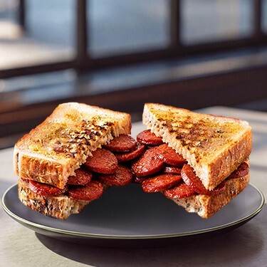 Sucuklu Tost