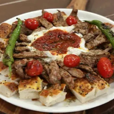 Yoğurtlu Kebap