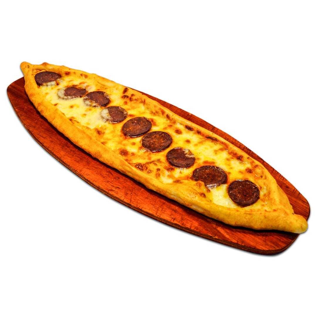 Kaşarlı Sucuklu Pide